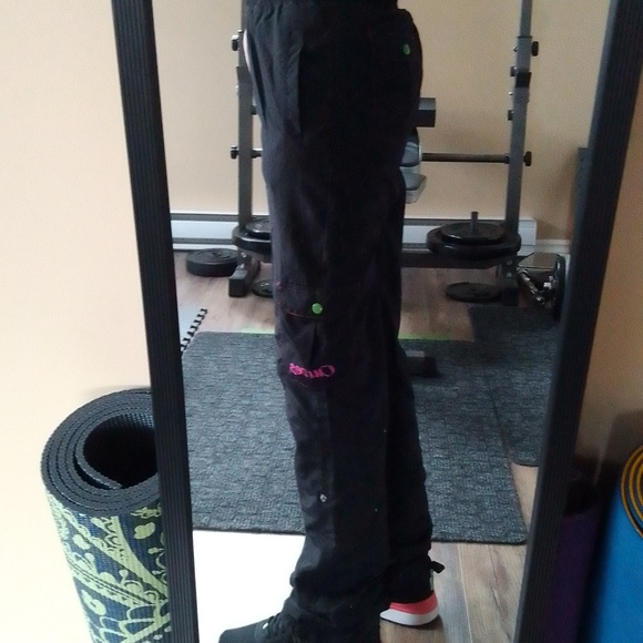 Curves Cargo Pants - Picture 12 of 12